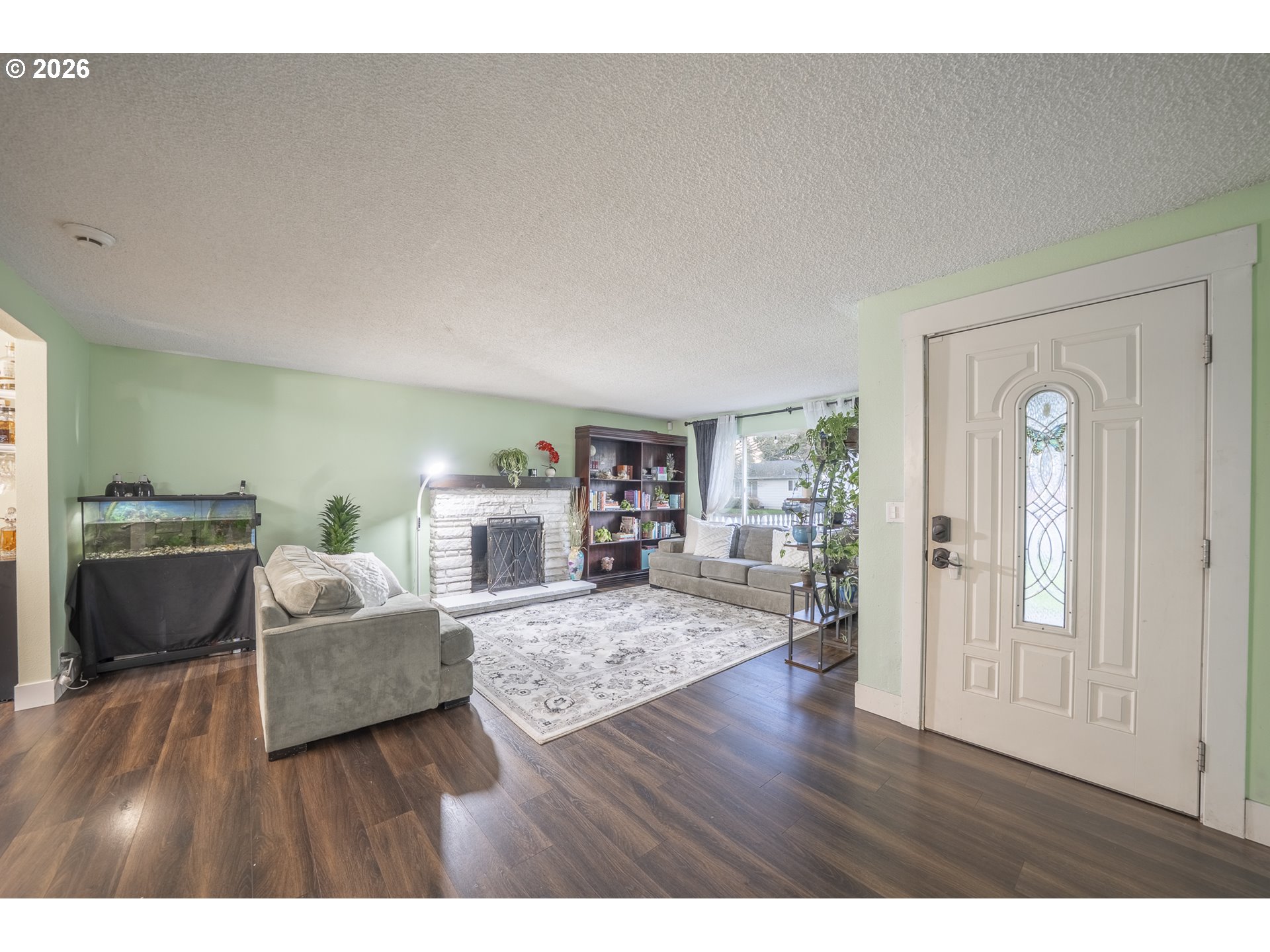 821 Johnson Street Woodburn, OR 97071 - Photo 4 of 39