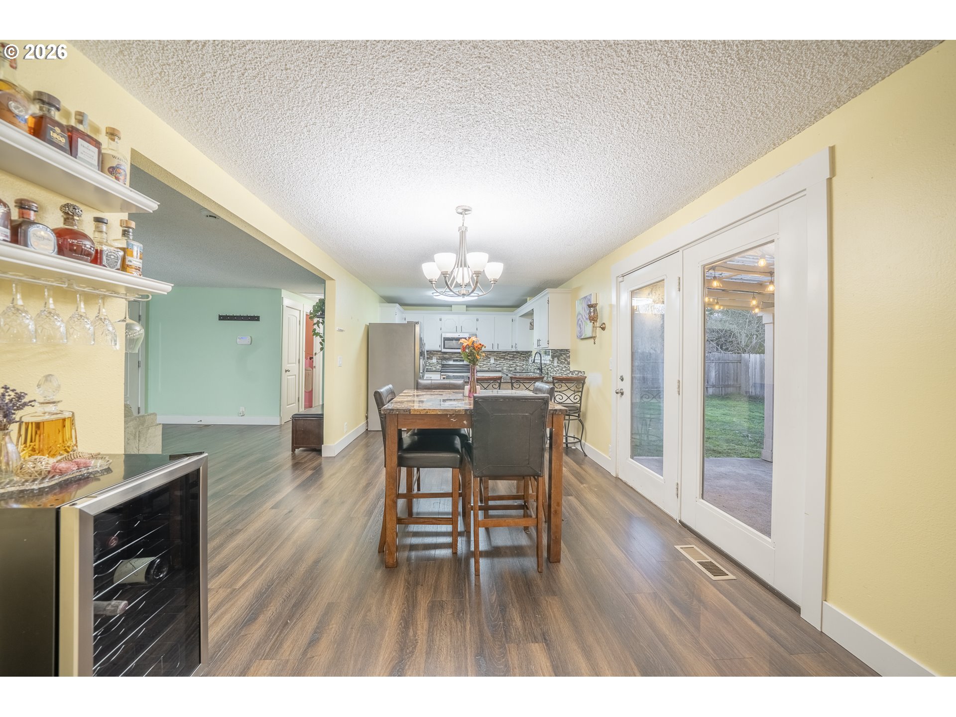 821 Johnson Street Woodburn, OR 97071 - Photo 9 of 39