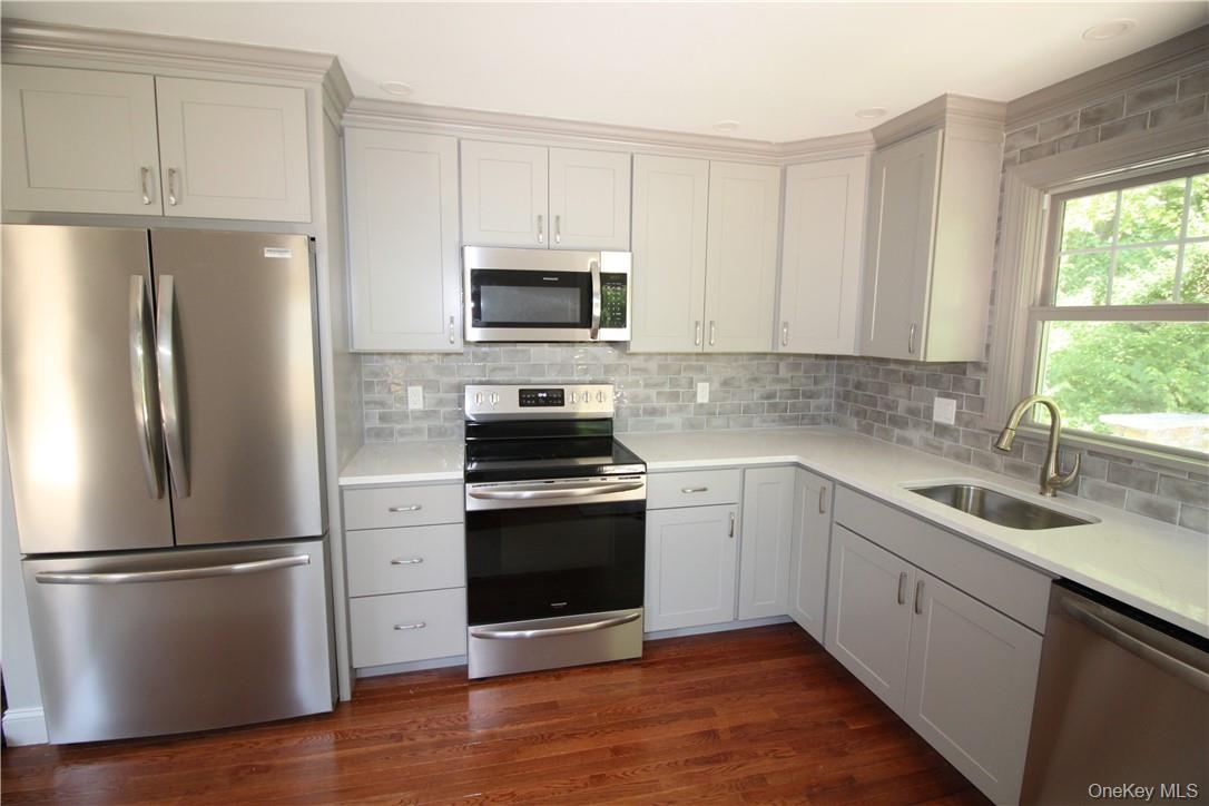 691 Long Pond Road Mahopac, NY 10541 - Photo 9 of 32