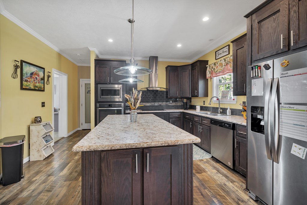 508 Andrews Chapel Road Hodges, SC 29653 - Photo 13 of 31