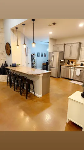 $425,000 | 121 Floyd Avenue, Dumas, TX 79029