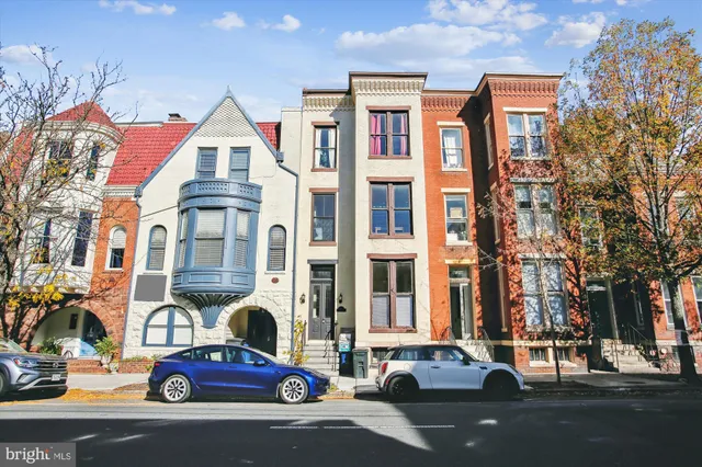 $1,799 | 913 Prince Street, Unit 1, Alexandria, VA 22314