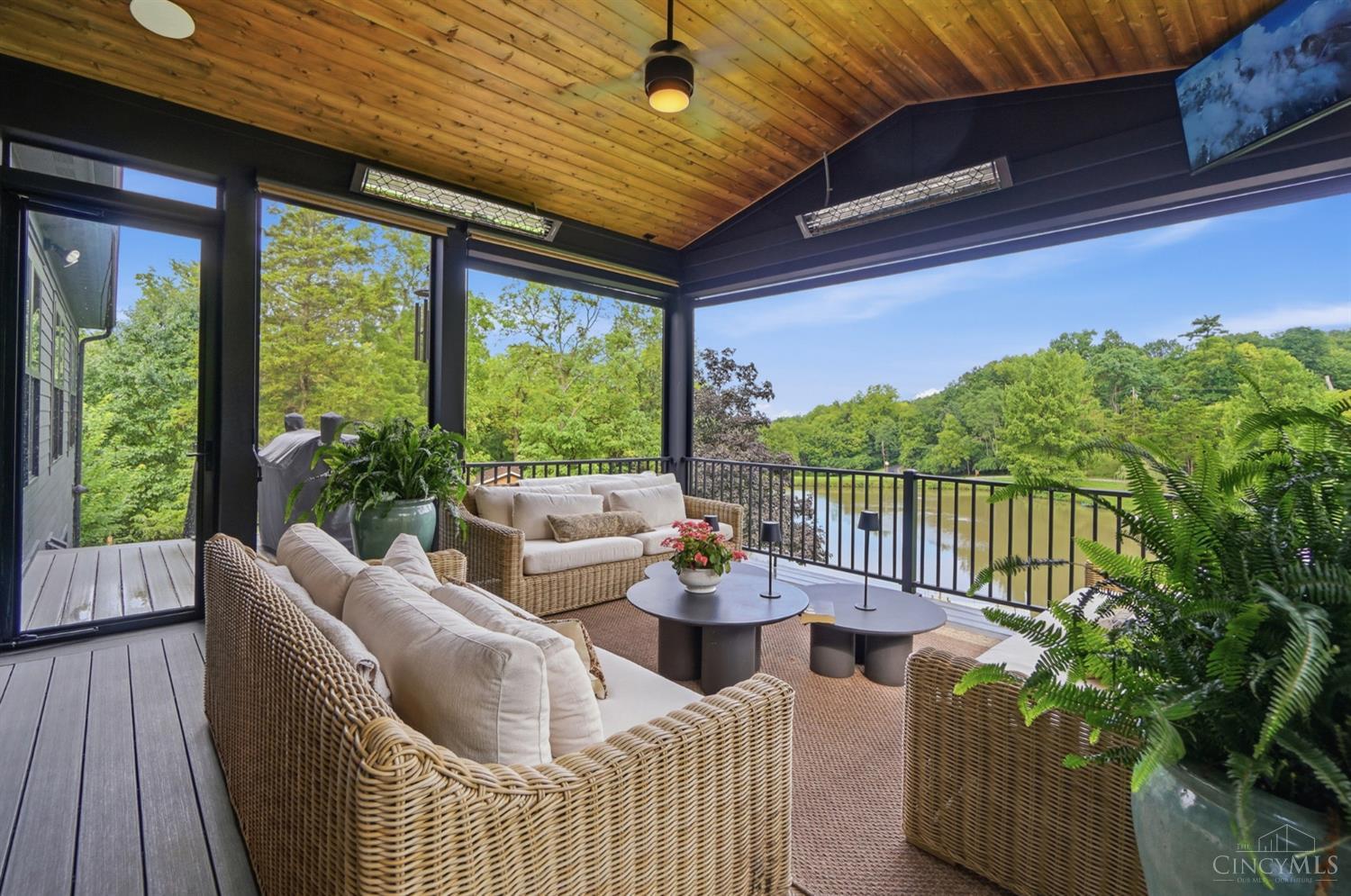 7150 Ragland Road, Unit 22 Cincinnati, OH 45244 - Photo 26 of 51 Gallery Image 26