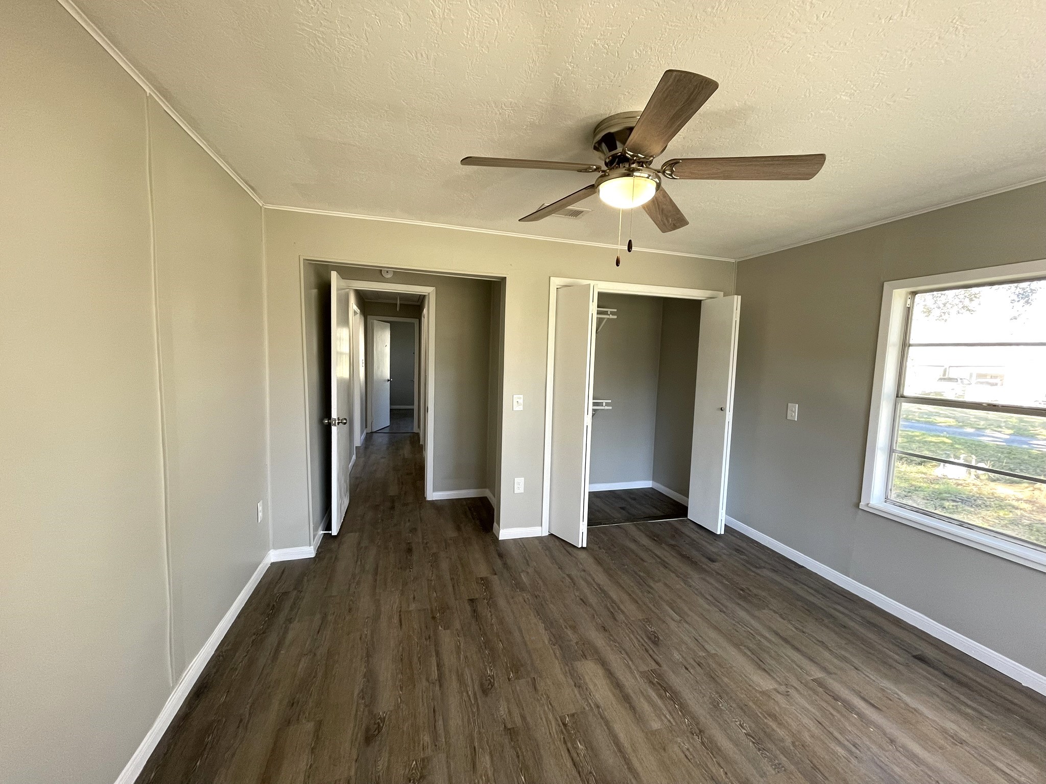 104 County Road 2401 Hull, TX 77564 - Photo 34 of 43 3rd bedroom