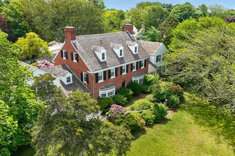 $6,500,000 | 150-154 Cross Street, Chatham, MA 02633