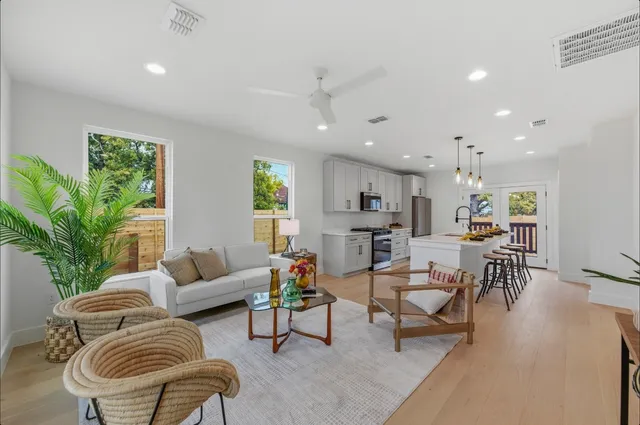 $649,000 | 1199 Coleto Street, Austin, TX 78702