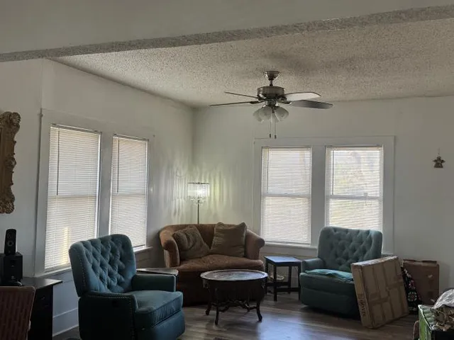 $239,999 | 158 West Drexel Avenue, San Antonio, TX 78210