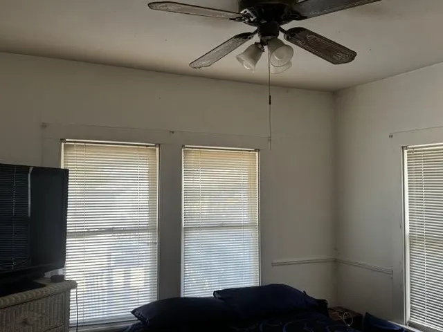 $239,999 | 158 West Drexel Avenue, San Antonio, TX 78210