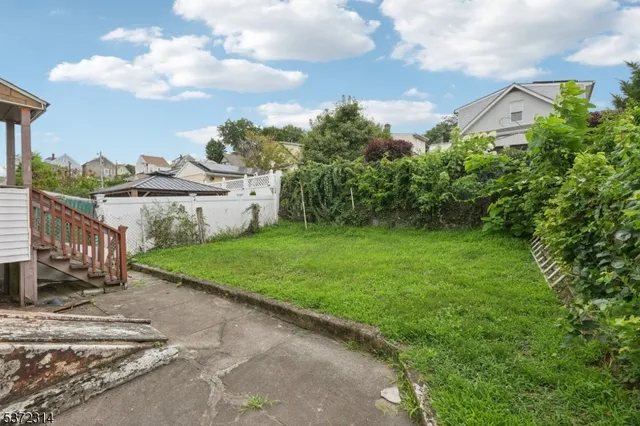 $550,000 | 405 North 8th Street, Prospect Park, NJ 07508