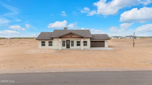 $343,500 | 1244 Sahara Desert Drive, Chaparral, NM 88081