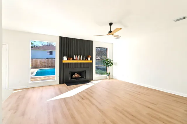 $469,900 | 30122 Falher Drive, Spring, TX 77386