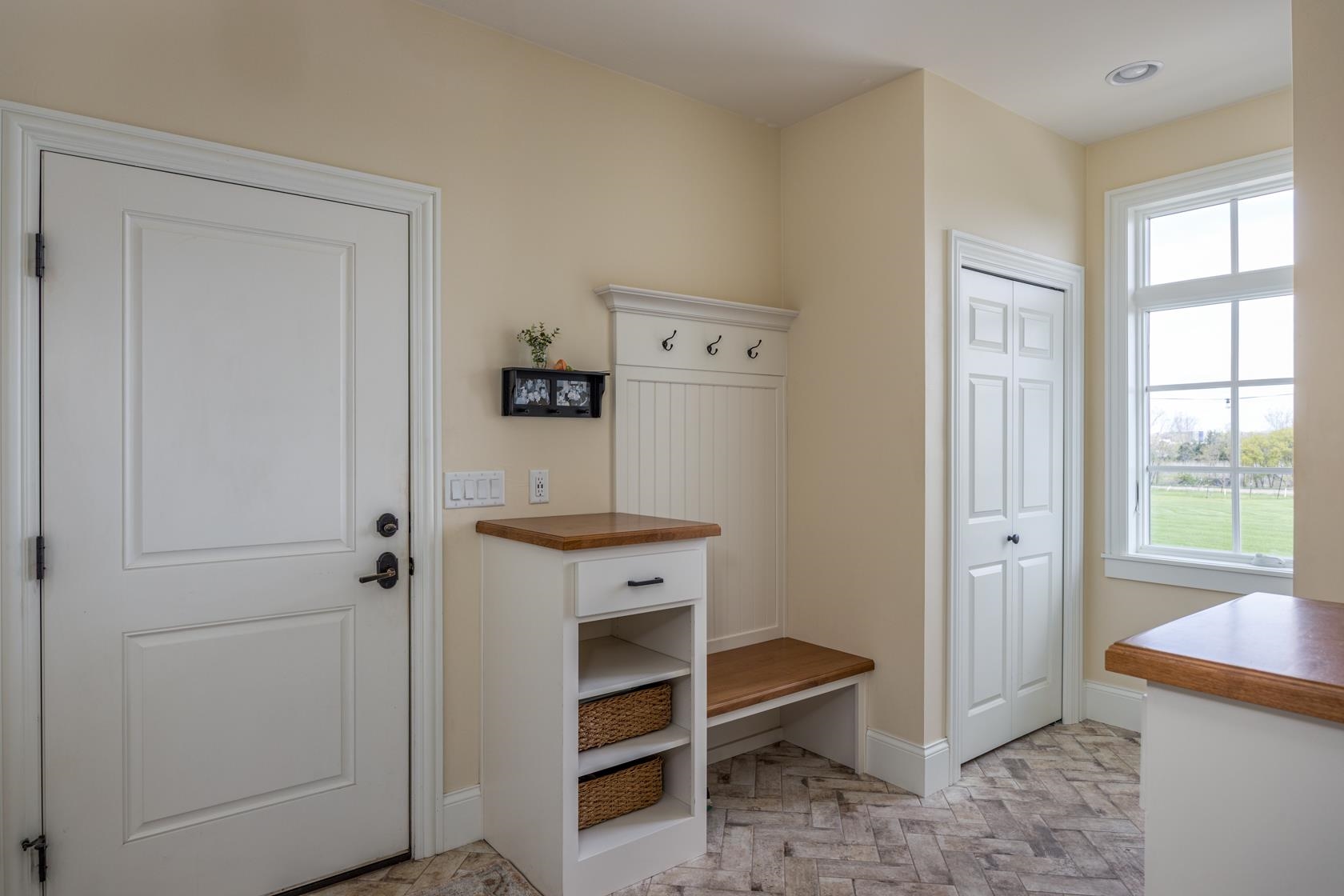 W3678 Equestrian Trail Appleton, WI 54913 - Photo 15 of 67