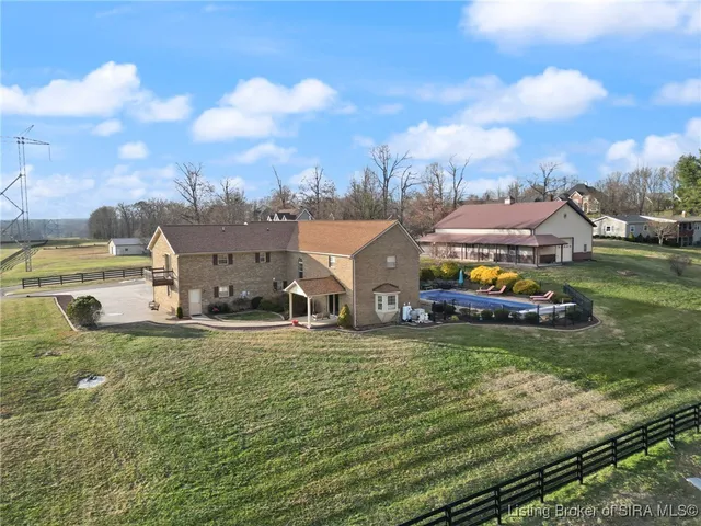 $824,900 | 4416 Unruh Way, Floyds Knobs, IN 47119