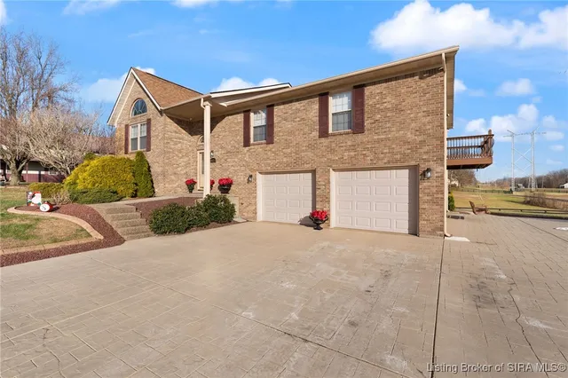 $824,900 | 4416 Unruh Way, Floyds Knobs, IN 47119