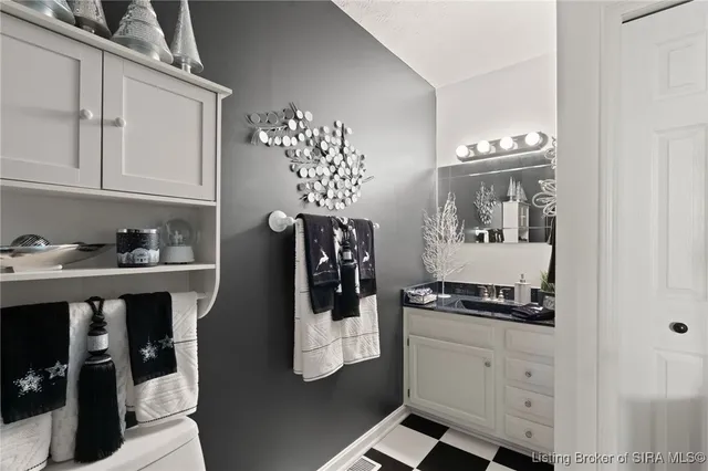 $824,900 | 4416 Unruh Way, Floyds Knobs, IN 47119