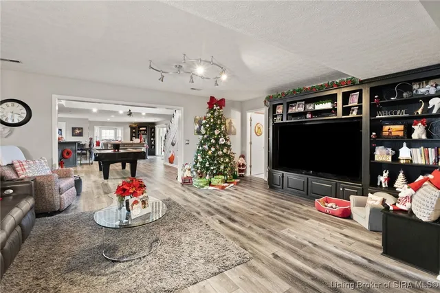 $824,900 | 4416 Unruh Way, Floyds Knobs, IN 47119