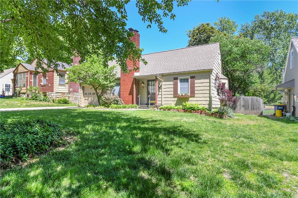 5327 Outlook Street Mission, KS 66202 - Photo 2 of 47