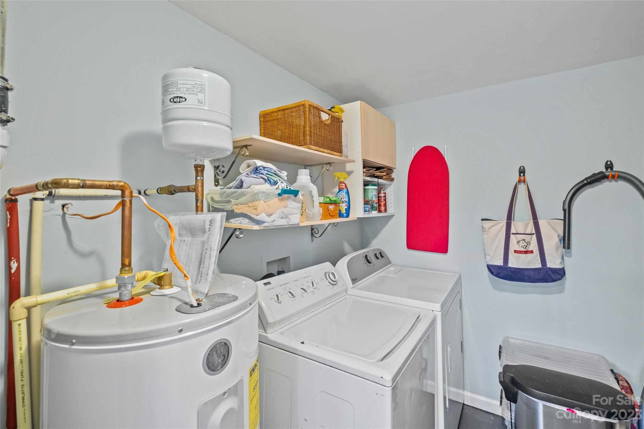 4439 Applegate Road Charlotte, NC 28209 - Photo 30 of 34 a utility room with dryer and washer