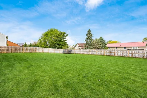 $315,000 | 1184 Red Mile Boulevard, Washington Court House, OH 43160