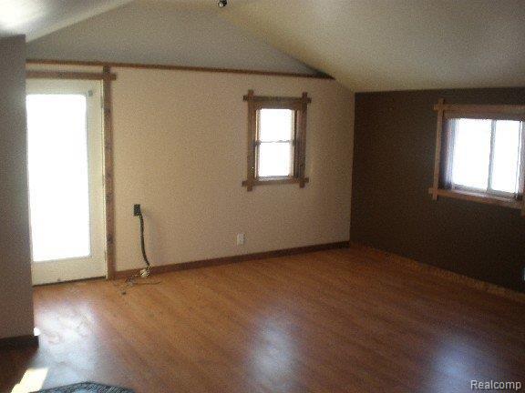 1882 Braidwood Road Memphis, MI 48041 - Photo 4 of 20 P2230006-mfscnv-mfsopt