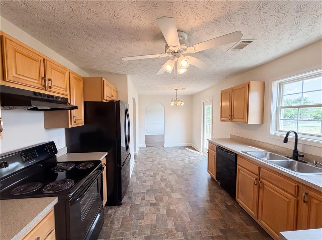 1003 Brynn Drive Winder, GA 30680 - Photo 10 of 19