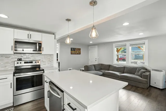 $320,000 | 6204 North Stevens Street, Spokane, WA 99205