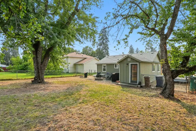 $320,000 | 6204 North Stevens Street, Spokane, WA 99205