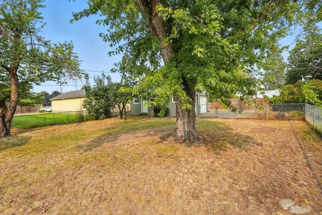 $320,000 | 6204 North Stevens Street, Spokane, WA 99205