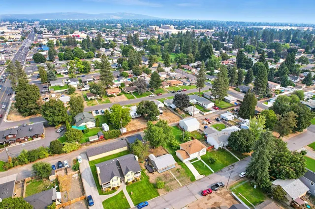 $320,000 | 6204 North Stevens Street, Spokane, WA 99205