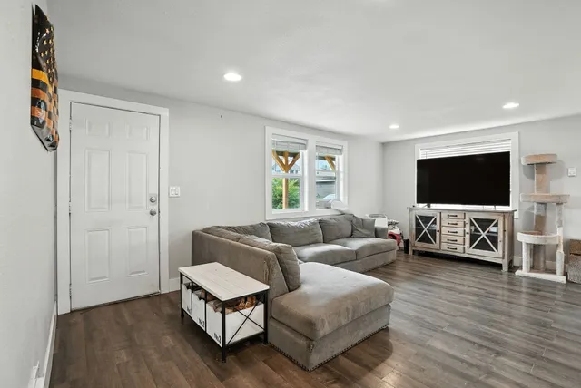 $320,000 | 6204 North Stevens Street, Spokane, WA 99205