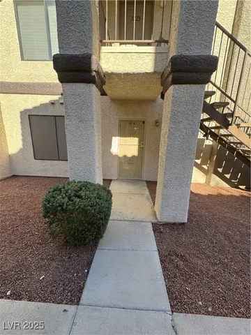 $1,350 | 1575 West Warm Springs Road, Unit 3213, Henderson, NV 89014