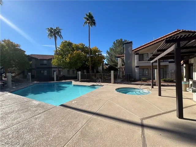 $1,350 | 1575 West Warm Springs Road, Unit 3213, Henderson, NV 89014