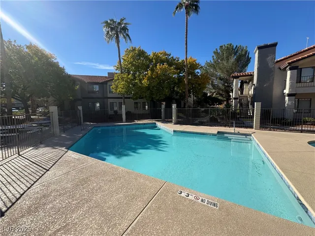 $1,350 | 1575 West Warm Springs Road, Unit 3213, Henderson, NV 89014