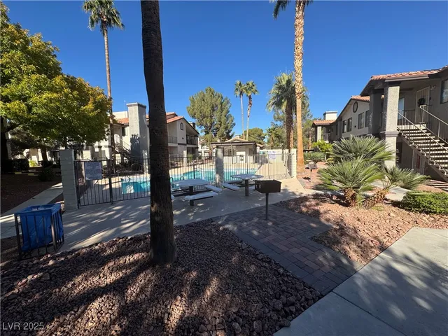 $1,350 | 1575 West Warm Springs Road, Unit 3213, Henderson, NV 89014