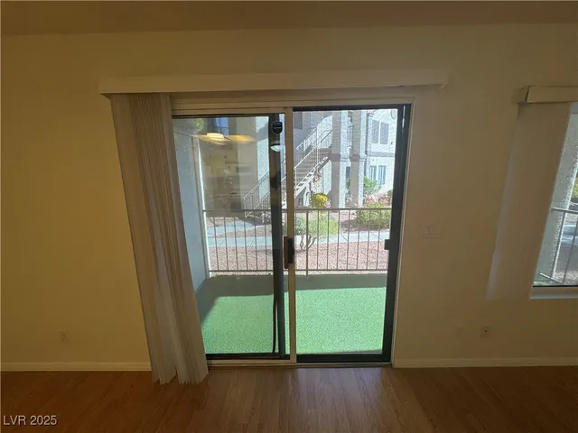 $1,350 | 1575 West Warm Springs Road, Unit 3213, Henderson, NV 89014