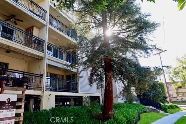$699,000 | 1236 North Columbus Avenue, Unit 16, Glendale, CA 91202