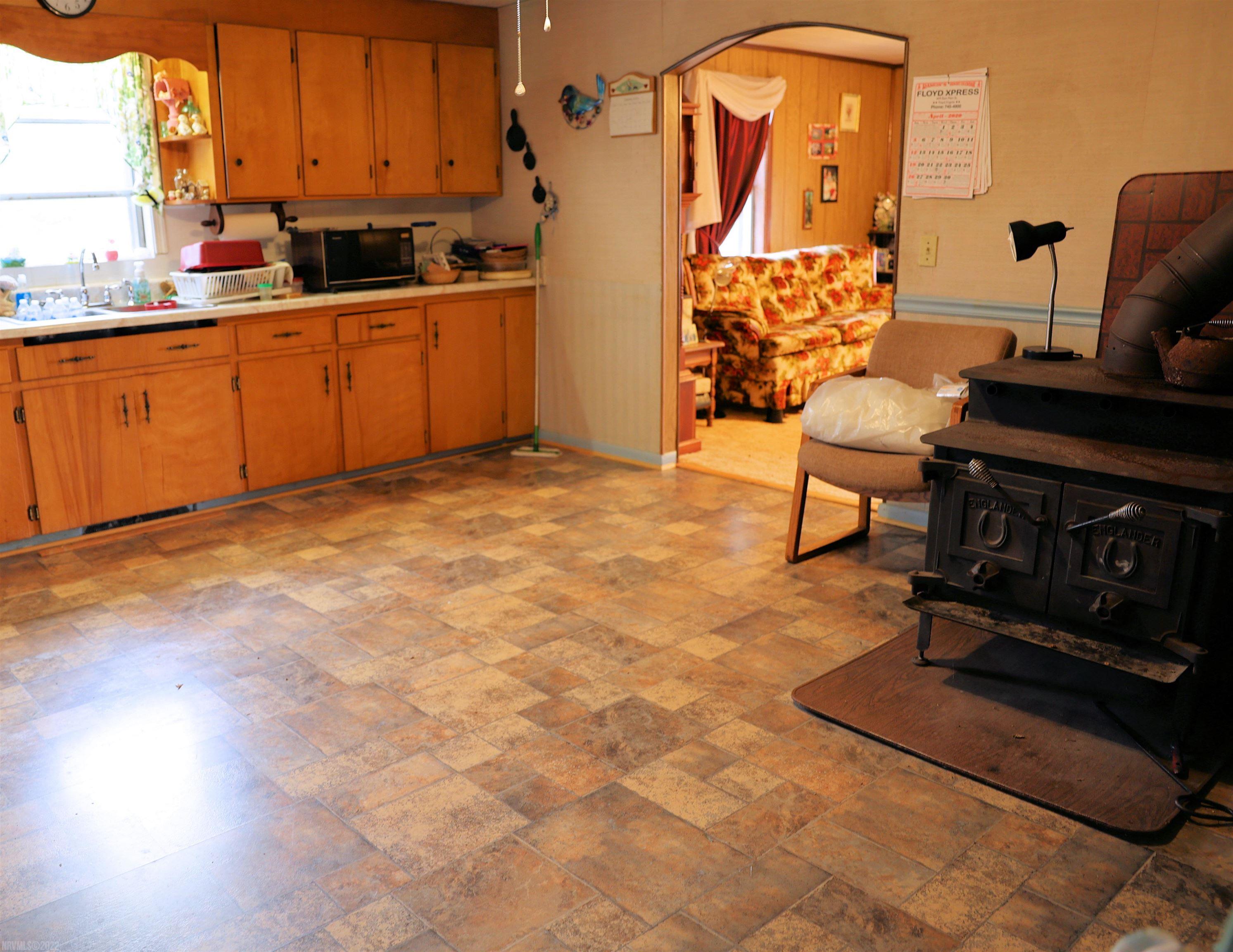 809 Huffville Road Northeast Pilot, VA 24138 - Photo 27 of 37 Gallery Image 27