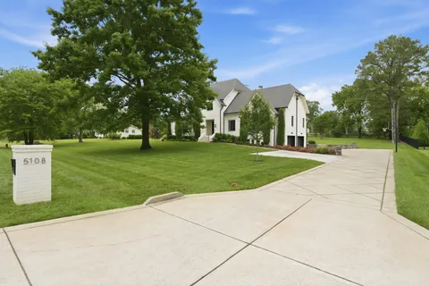 $3,395,000 | 5108 Seward Road, Brentwood, TN 37027