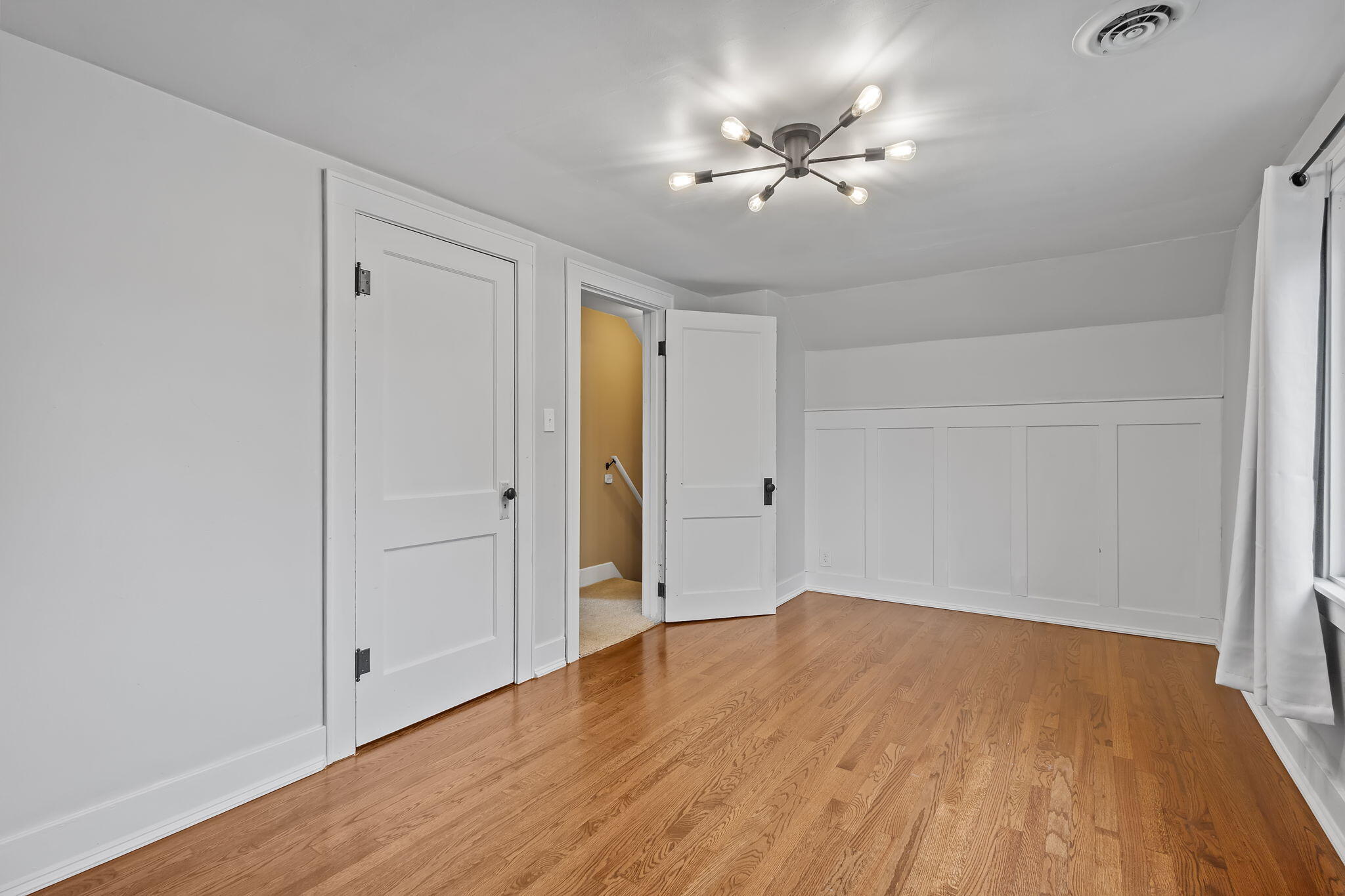 124 6th Street Southeast De Motte, IN 46310 - Photo 27 of 36 2048x1365