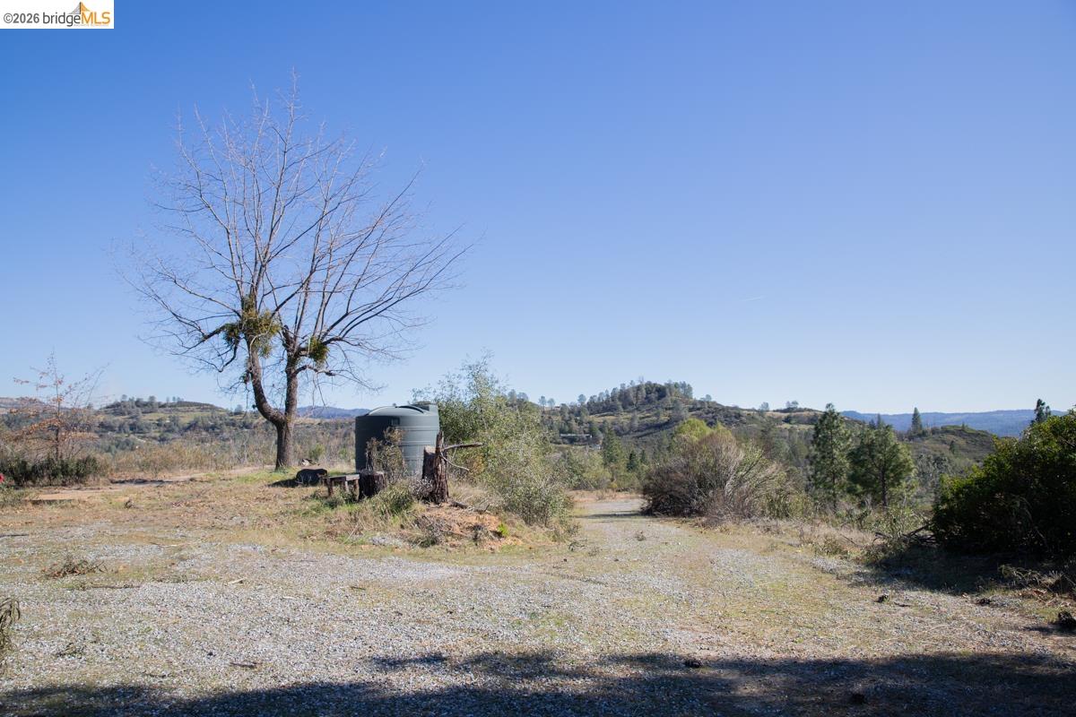 7329 Eagle View Drive Mountain Ranch, CA 95246 - Photo 3 of 11
