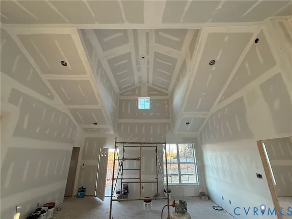 a view of entryway with a window