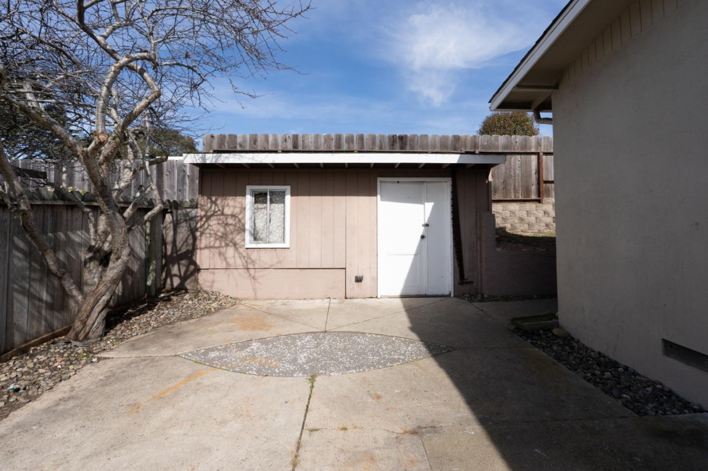 301 Park Circle Marina, CA 93933 - Photo 5 of 18 a house with trees in front of it