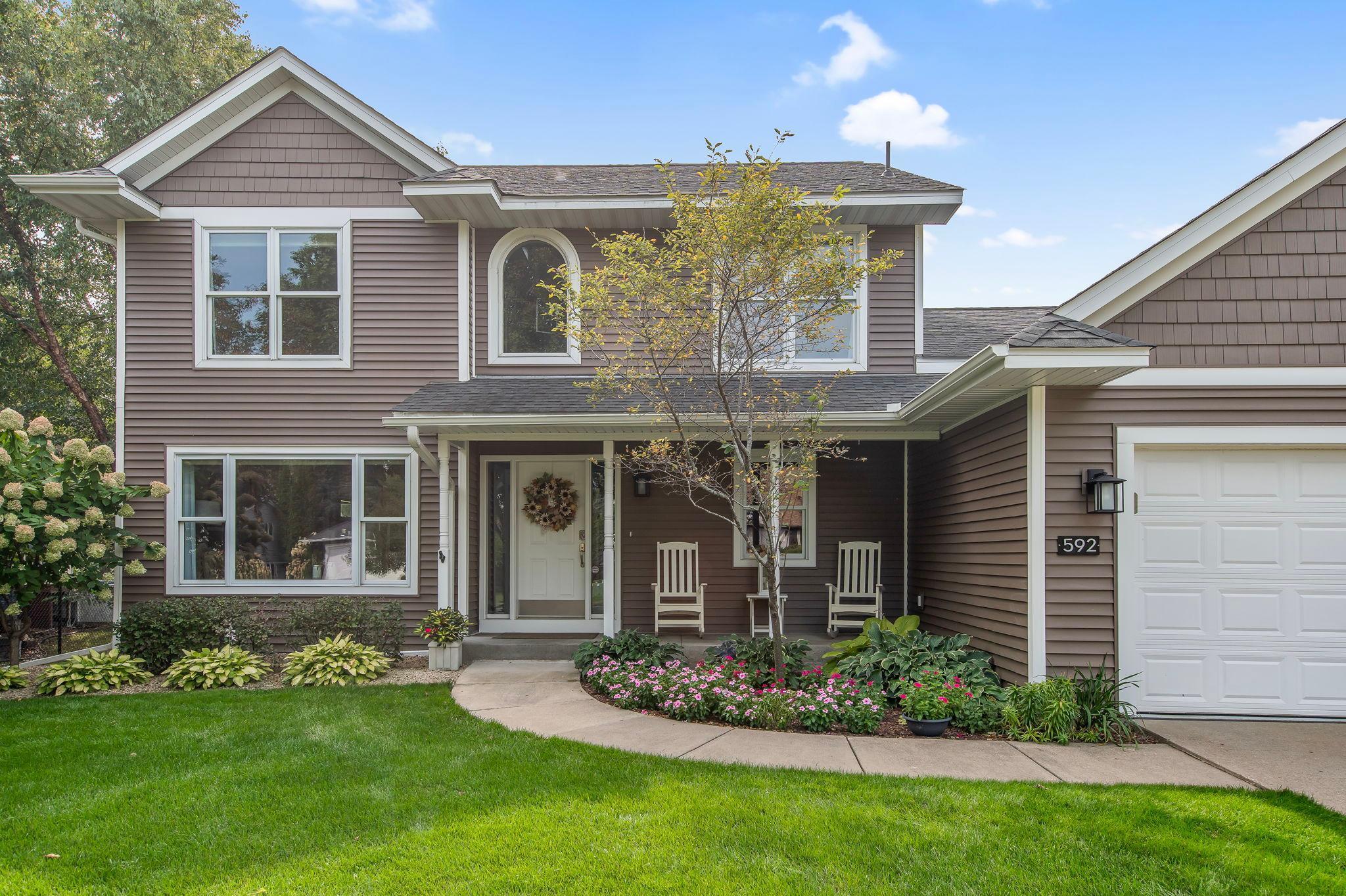 592 Vicki Lane Shoreview, MN 55126 - Photo 2 of 48