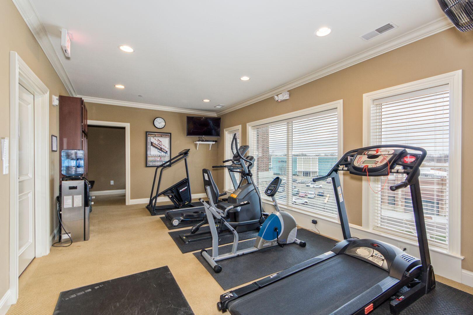 3175 Tremont Road, Unit 302 Columbus, OH 43221 - Photo 48 of 53 009_a6e0_Arlington Crossing07