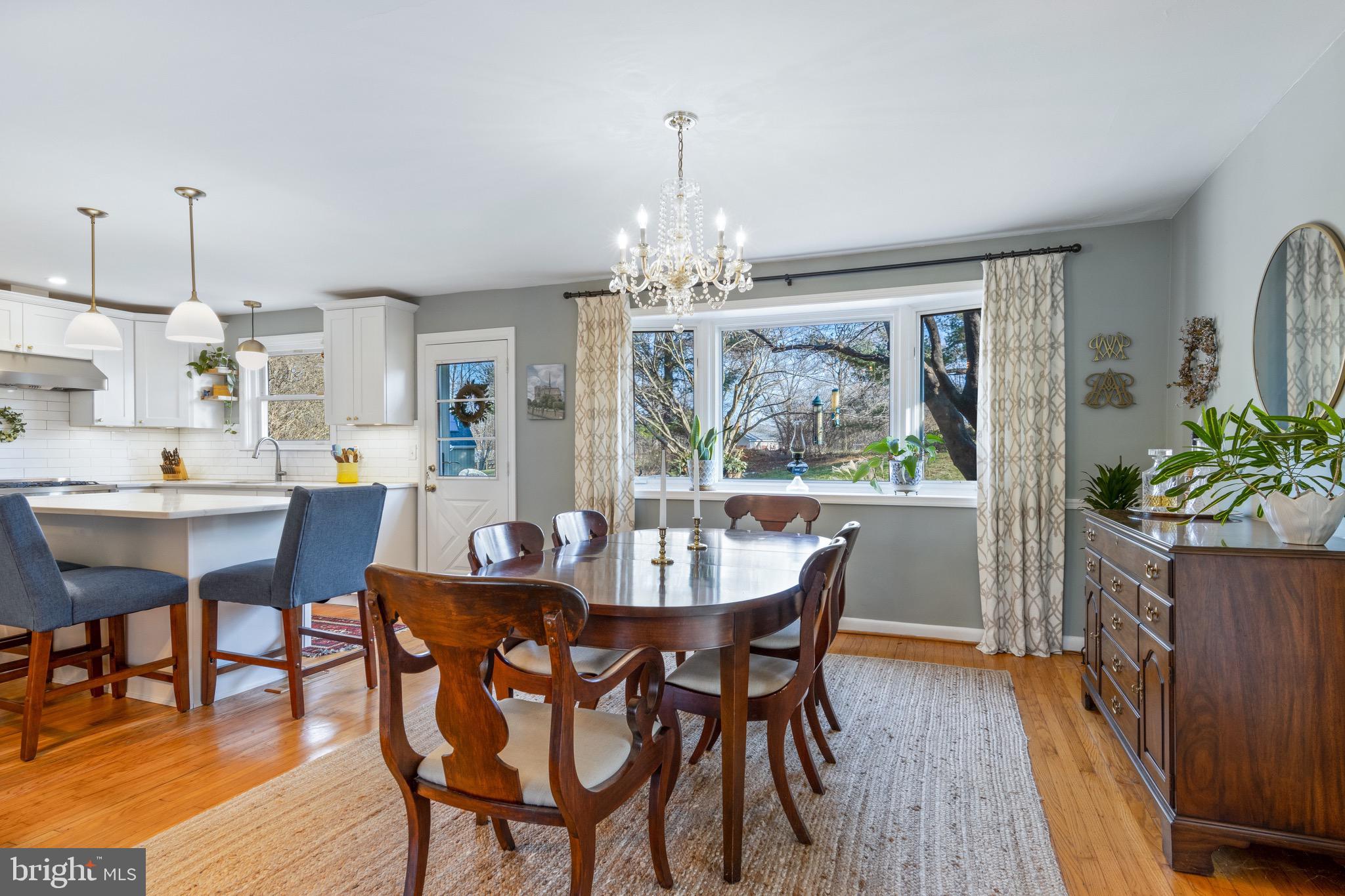 204 Brookmead Road Wayne, PA 19087 - Photo 13 of 43 Great open floor plan!