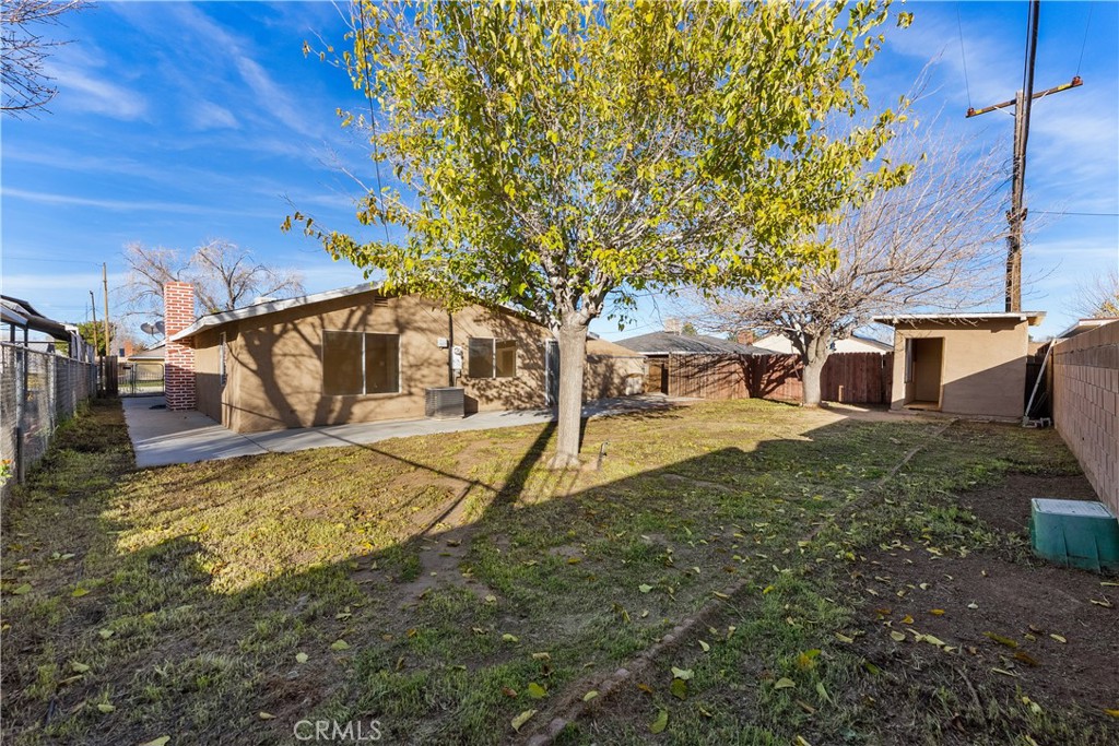 1252 East Ave R 6 Palmdale, CA 93550 - Photo 32 of 40