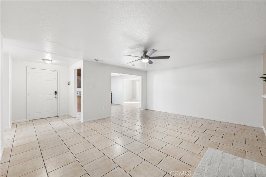 1252 East Ave R 6 Palmdale, CA 93550 - Photo 6 of 40 a view of an empty room