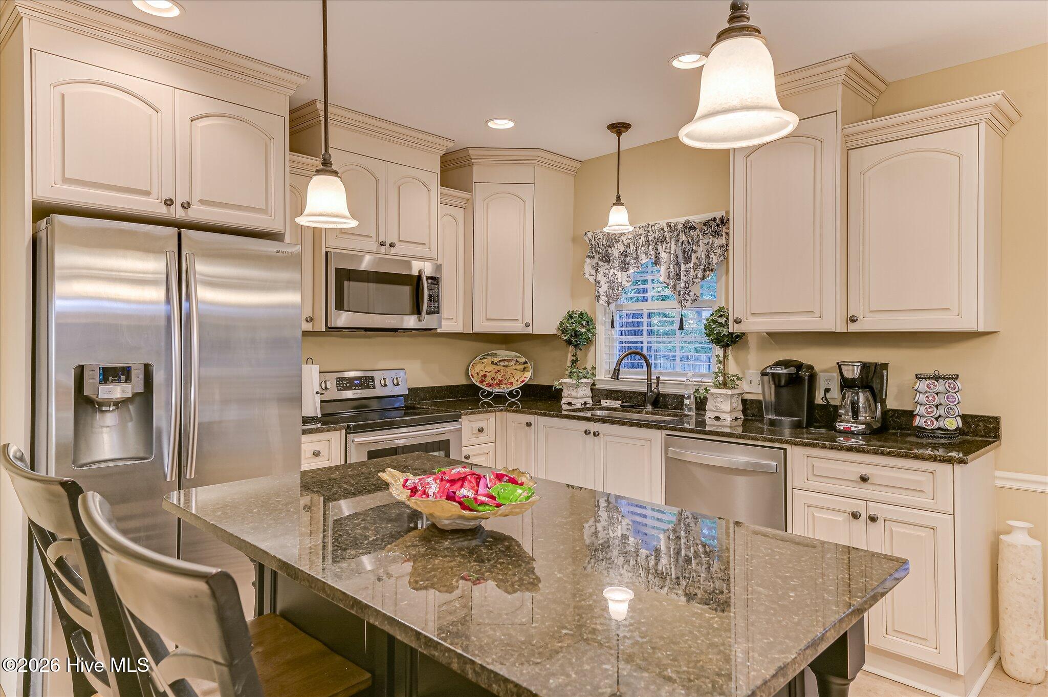 801 Deercrest Lane Evans, GA 30809 - Photo 12 of 39 Kitchen