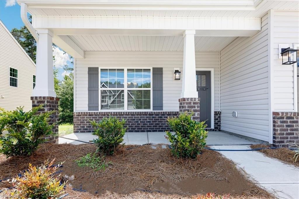 4099 Stallion Street High Point, NC 27262 - Photo 3 of 30 Gallery Image 3