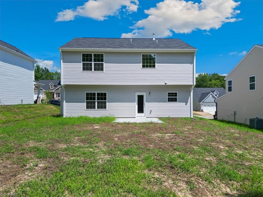 4099 Stallion Street High Point, NC 27262 - Photo 4 of 30 Gallery Image 4